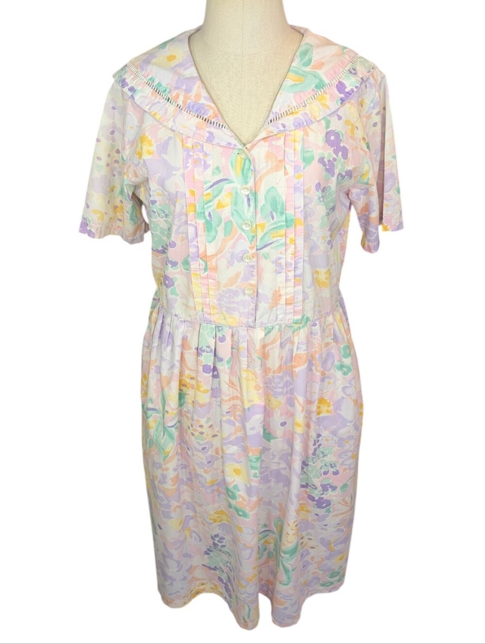 Vintage Bryn Connelly Cotton Pastel Floral Dress  Peter Pan Collar. Small